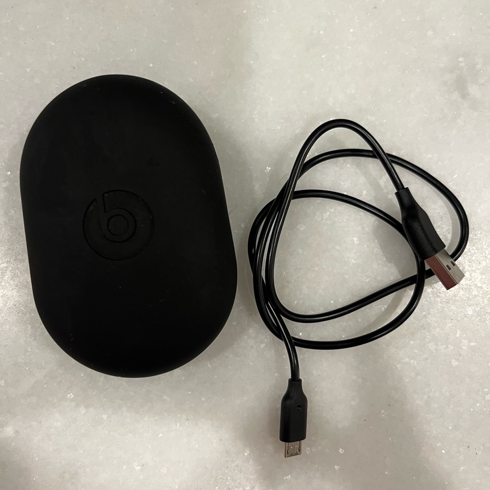 Powerbeats wireless earbuds, grey/blue